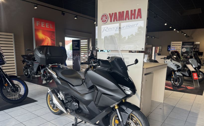 HONDA NSS FORZA 750 1