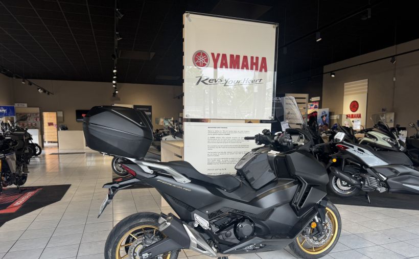 HONDA NSS FORZA 750 2