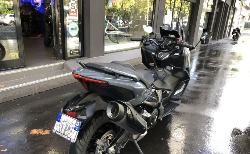 YAMAHA XP T-MAX 560 TECH MAX 10