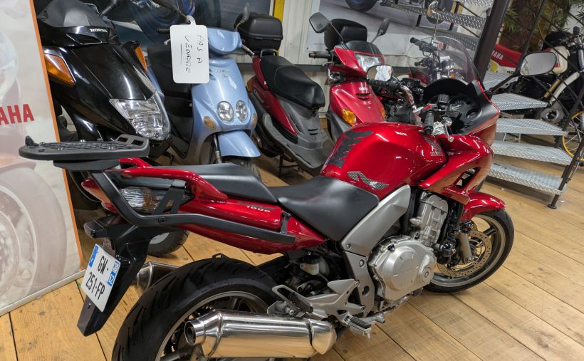 HONDA CBF 1000 ABS 2