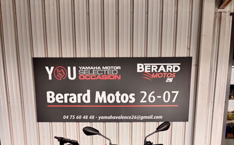YAMAHA MT-07 Y-AMT 1