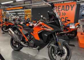 KTM 1290 SUPER ADVENTURE S - 2024
