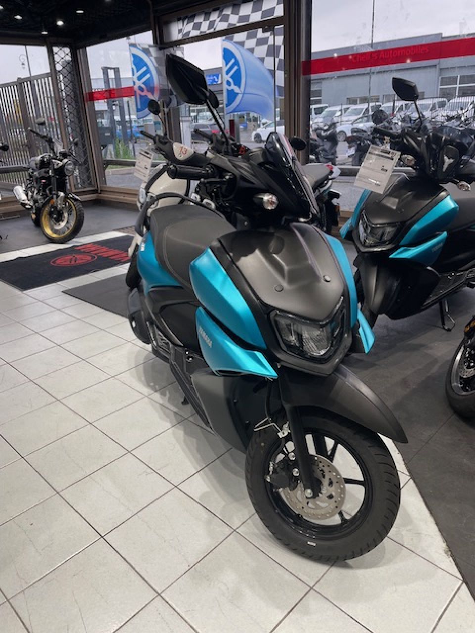 YAMAHA RayZR 125 2