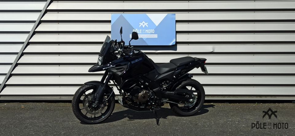 SUZUKI DL 1050 V STROM DARK RALLY N°6/11 45