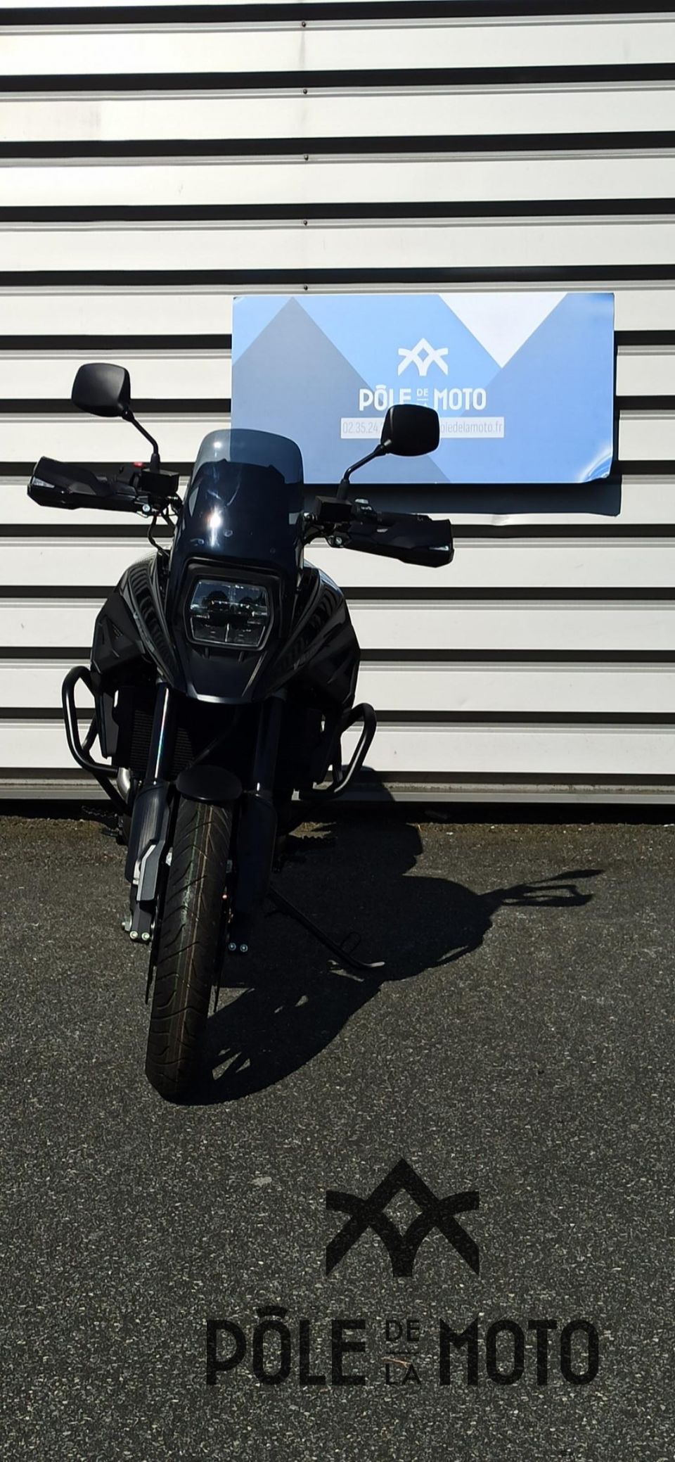 SUZUKI DL 1050 V STROM DARK RALLY N°6/11 50