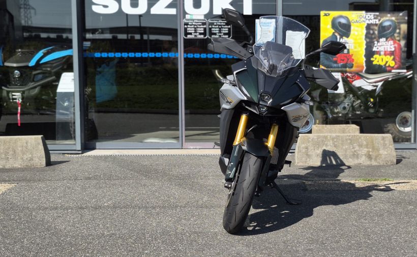 SUZUKI GSX-S 1000 GX 25