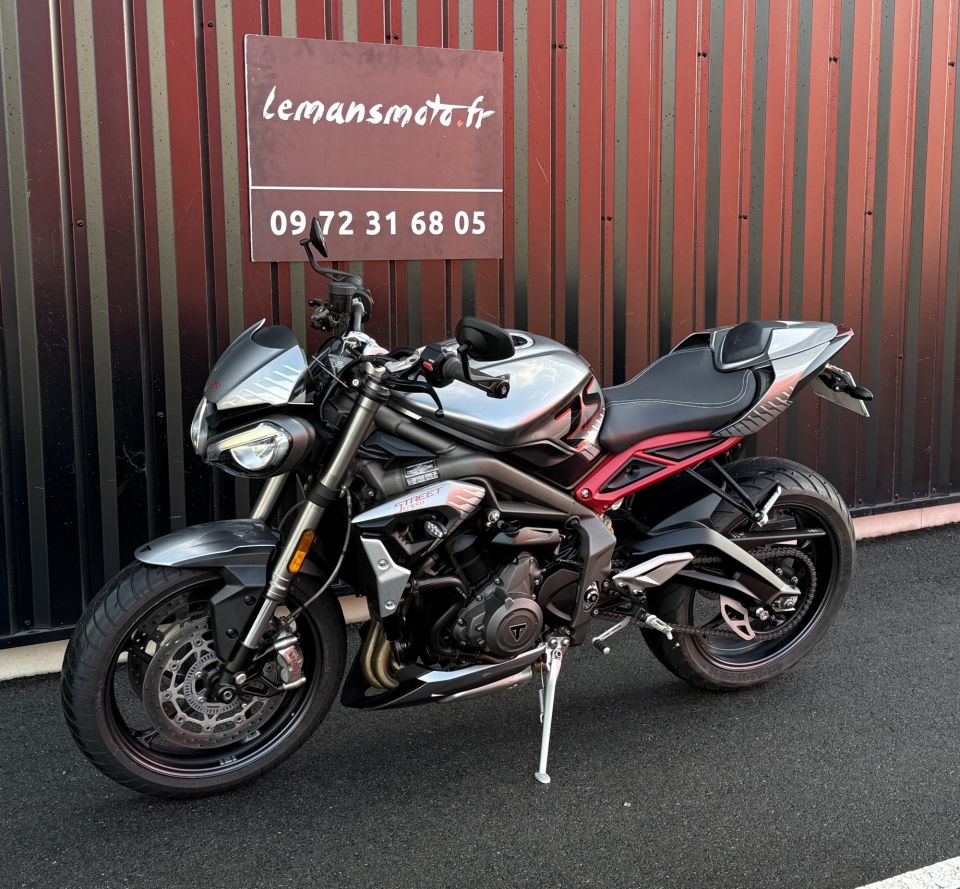 TRIUMPH STREET TRIPLE 765 RS 20