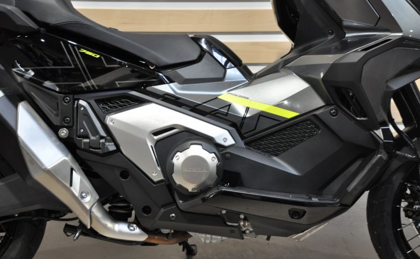 HONDA X-ADV 5