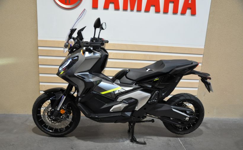 HONDA X-ADV 12