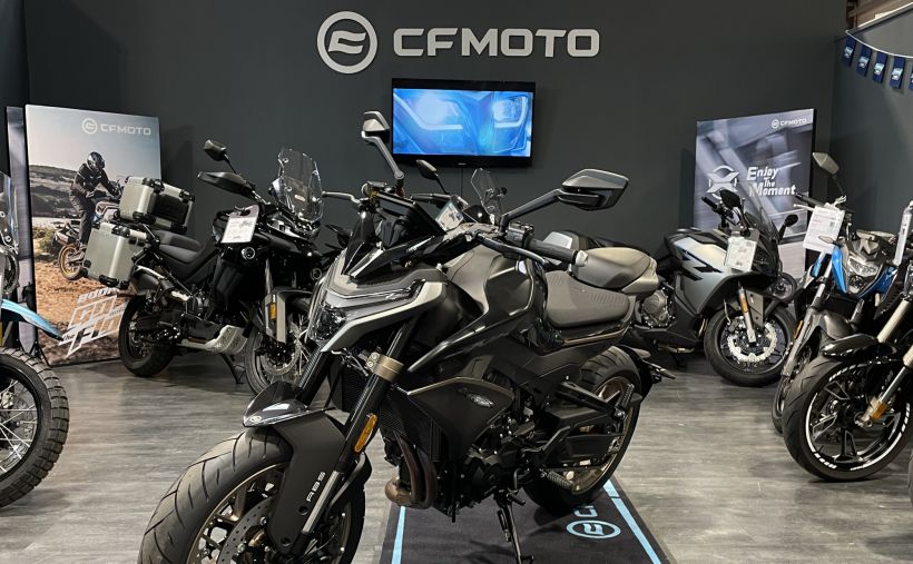 CF MOTO 800 NK Advance 3