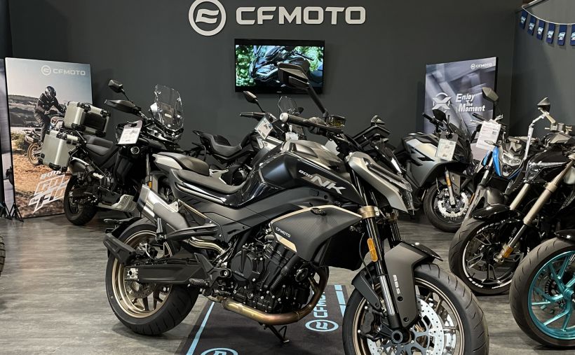 CF MOTO 800 NK Advance 0