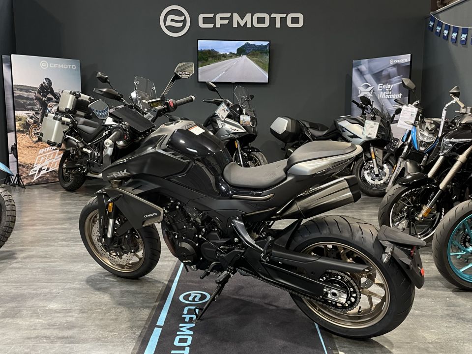 CF MOTO 800 NK Advance 25