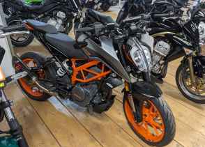 KTM 390 DUKE ABS - 2022