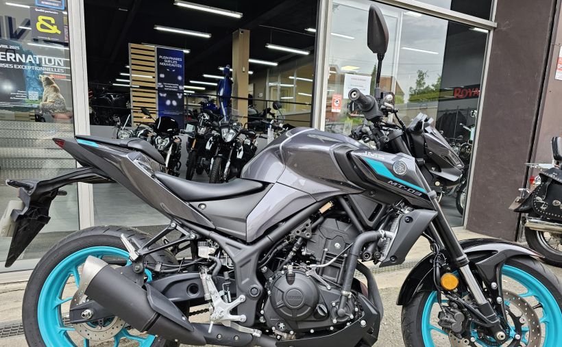 YAMAHA MT-03 0
