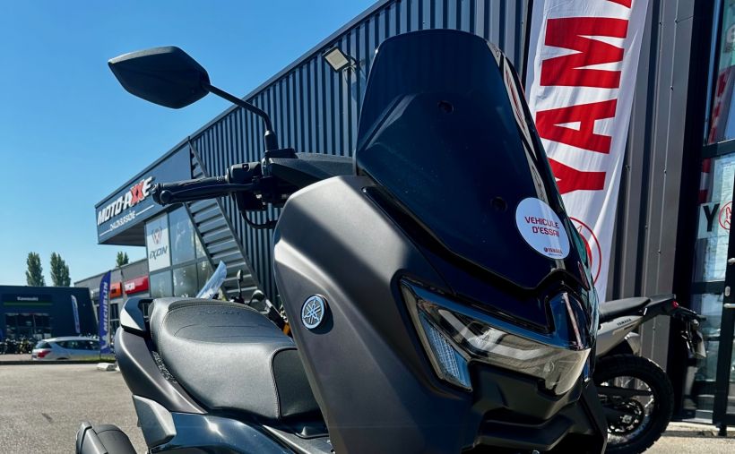 YAMAHA NMAX 125 TECH MAX 1