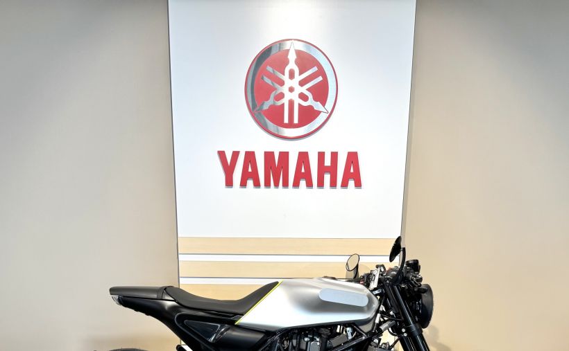 HUSQVARNA VITPILEN 701 2