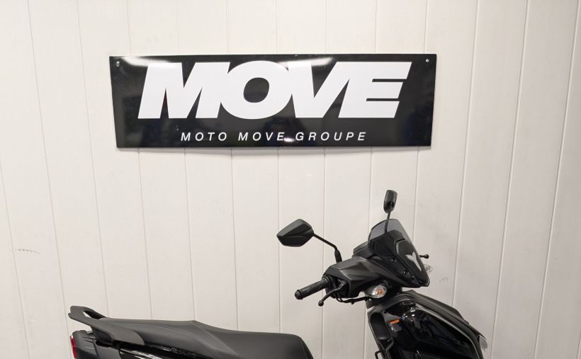 YAMAHA RayZR 125 0