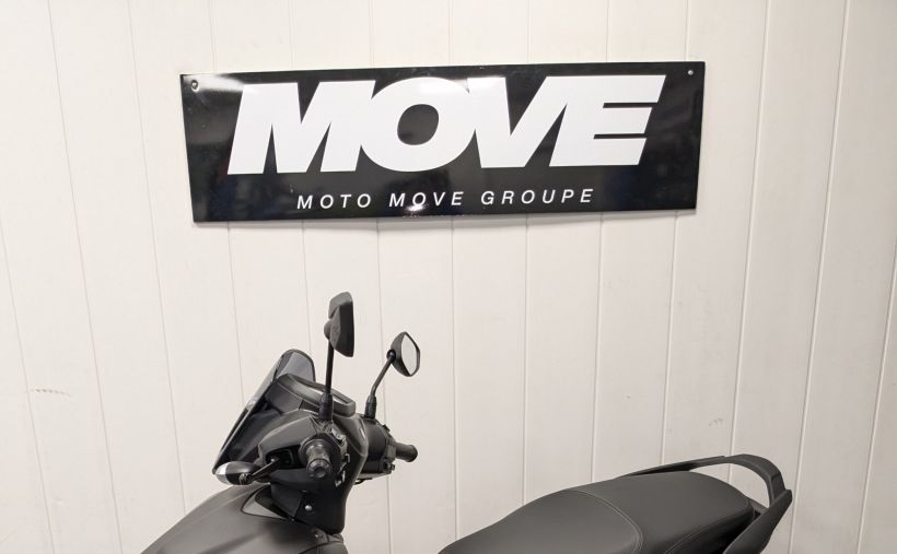 YAMAHA RayZR 125 3