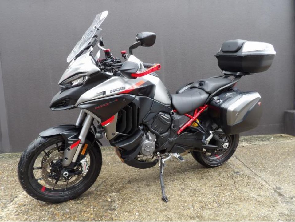 DUCATI MULTISTRADA V4 S 6
