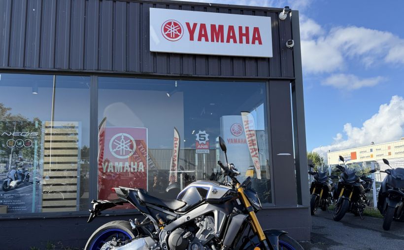 YAMAHA MT-09 SP 2