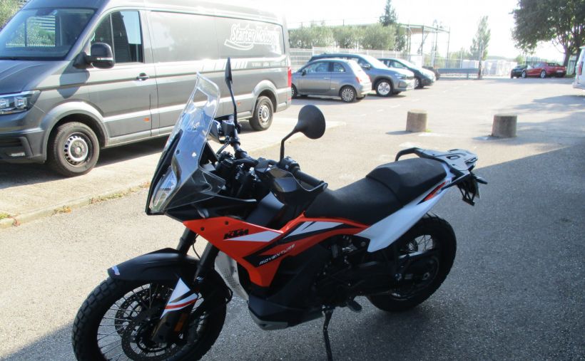 KTM 890 ADVENTURE 9