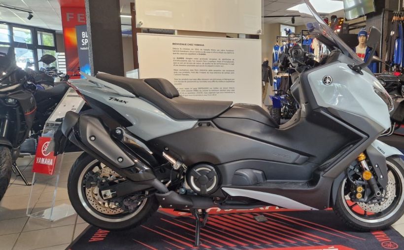 YAMAHA XP T-MAX 560 TECH MAX 1