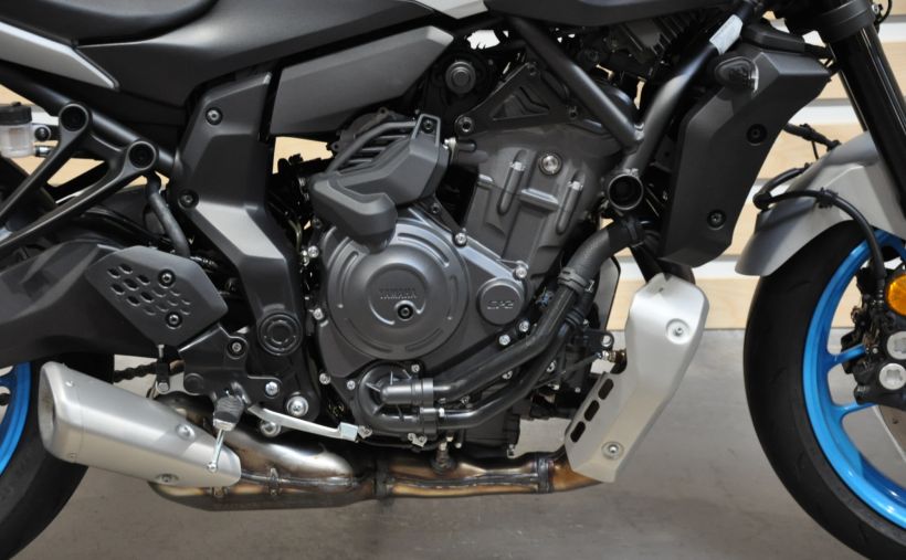 YAMAHA MT-07 Y-AMT 6