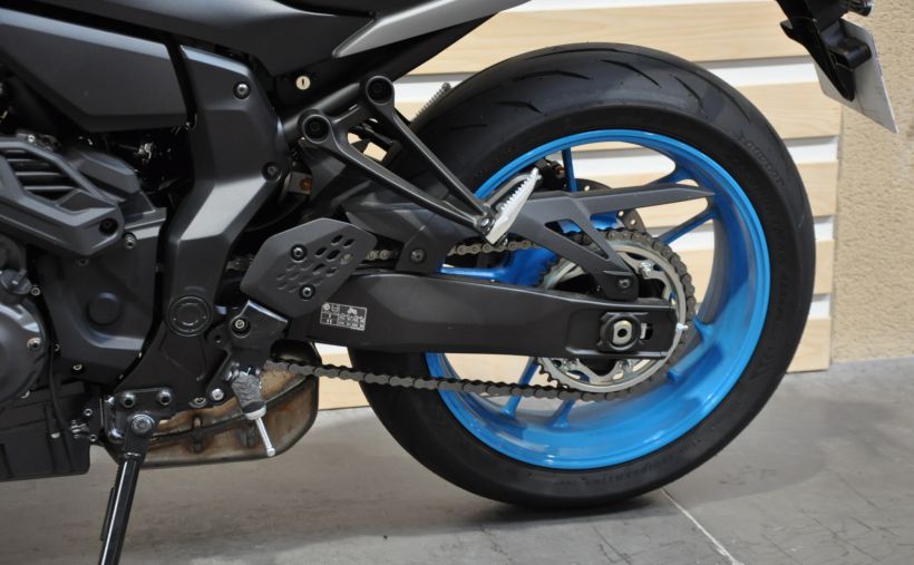YAMAHA MT-07 Y-AMT 14