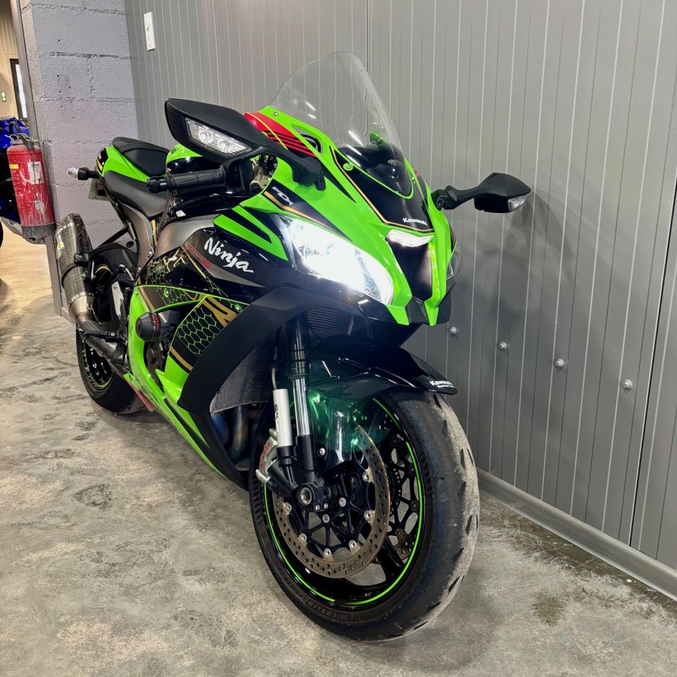 KAWASAKI ZX-10R 3