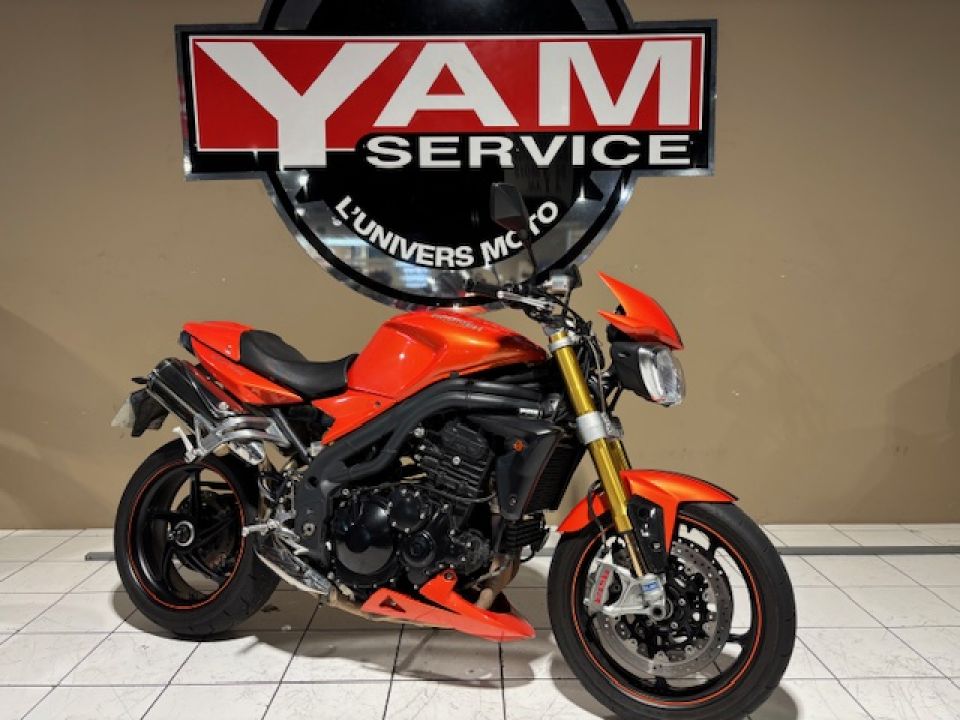 TRIUMPH SPEED TRIPLE 1050 1
