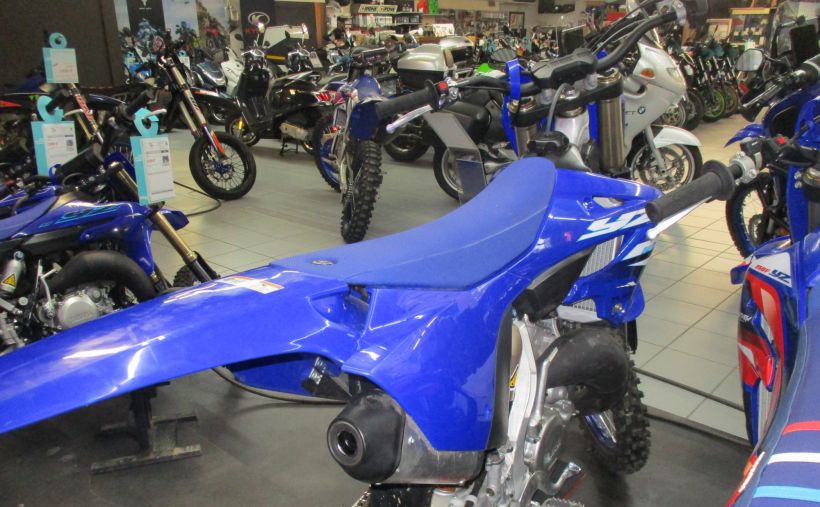 YAMAHA YZ 125 2