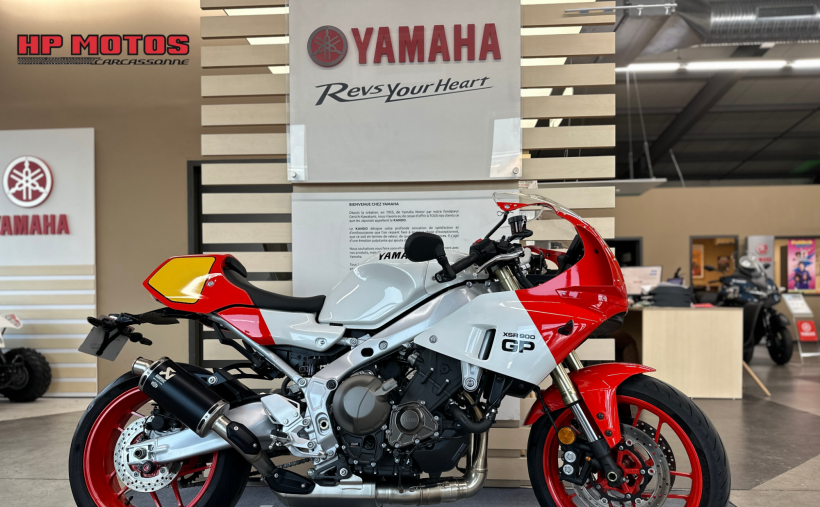 YAMAHA XSR 900 GP 0