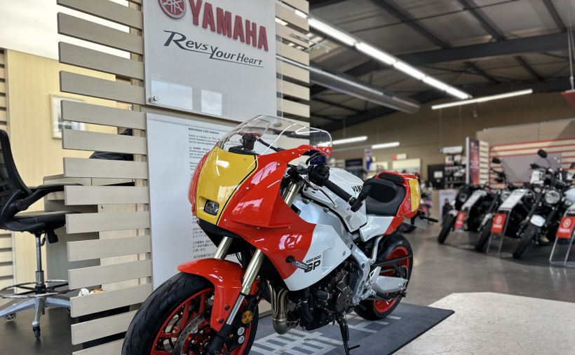 YAMAHA XSR 900 GP 6