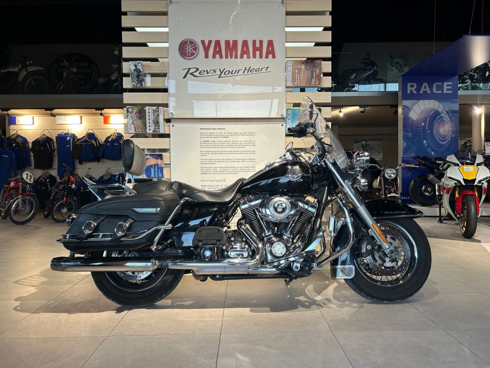 HARLEY-DAVIDSON PROMOTION ROAD KING CLASSIC 1584 133€/MOIS* GARANTIE 12 MOIS  +DE 3000€ D'EQUIPEMENT ! 0