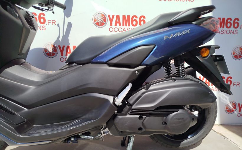 YAMAHA NMAX 125 7