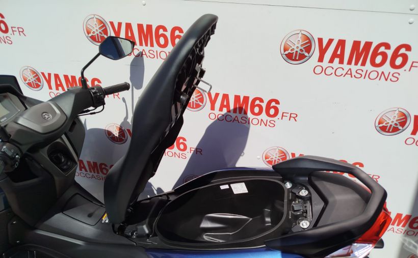 YAMAHA NMAX 125 12
