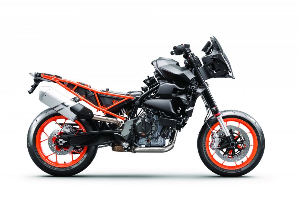 KTM 890 SMT 8
