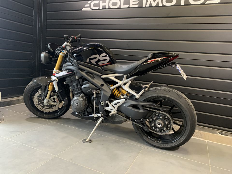 TRIUMPH SPEED TRIPLE 1200 RS 20
