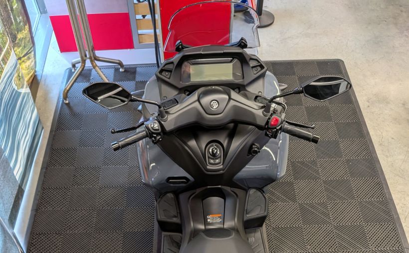 YAMAHA TRICITY 300 3