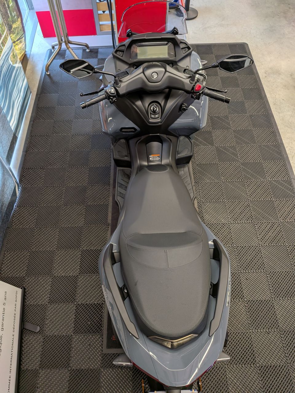 YAMAHA TRICITY 300 3