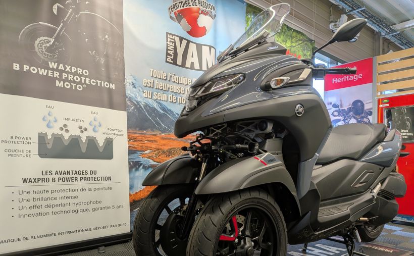 YAMAHA TRICITY 300 5