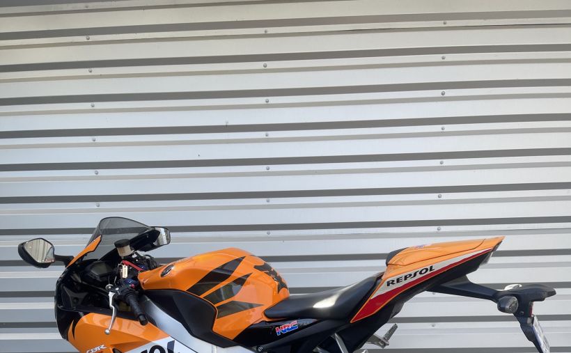 HONDA CBR 1000 RR REPSOL 1