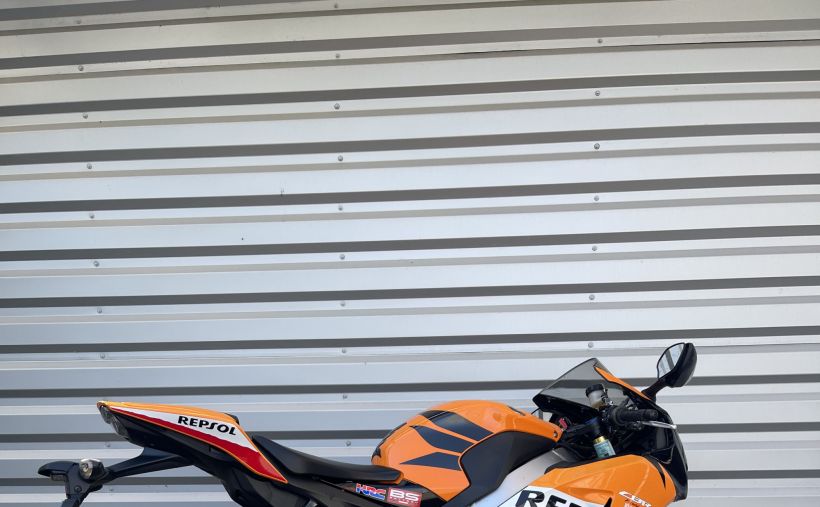 HONDA CBR 1000 RR REPSOL 3