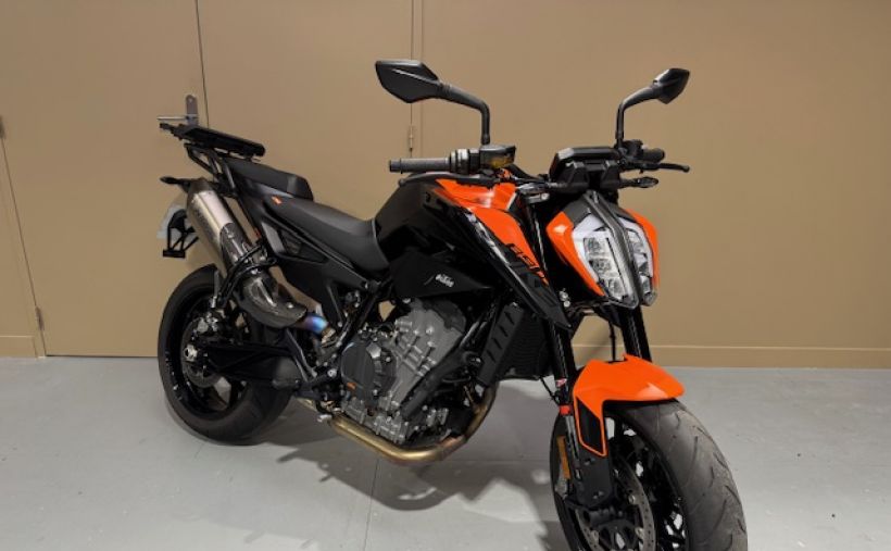 KTM 890 DUKE 1