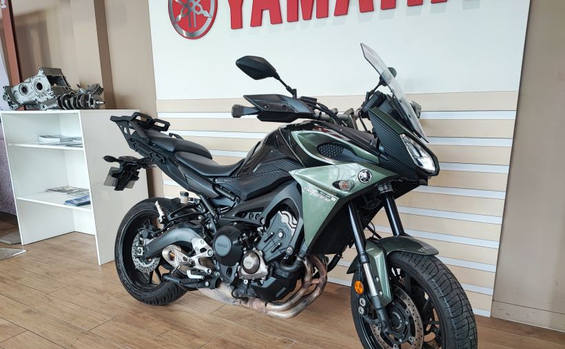 YAMAHA MT-09 TRACER 1