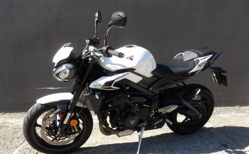 TRIUMPH STREET TRIPLE 765 R 3