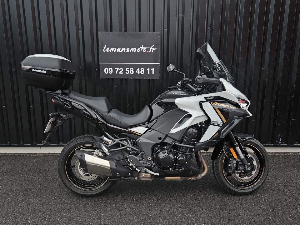 KAWASAKI Versys 1100 0