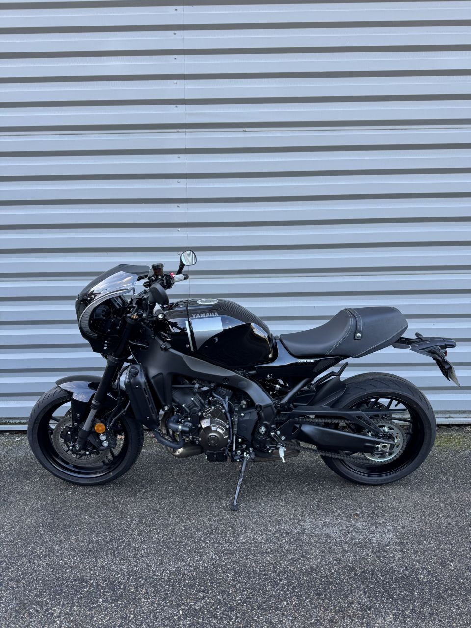 YAMAHA XSR 900 8