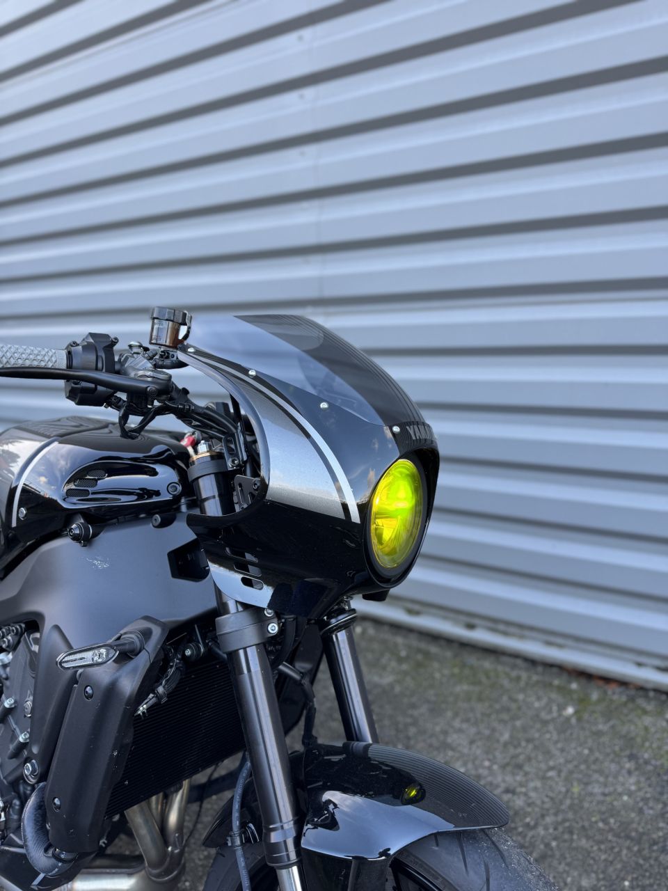 YAMAHA XSR 900 12