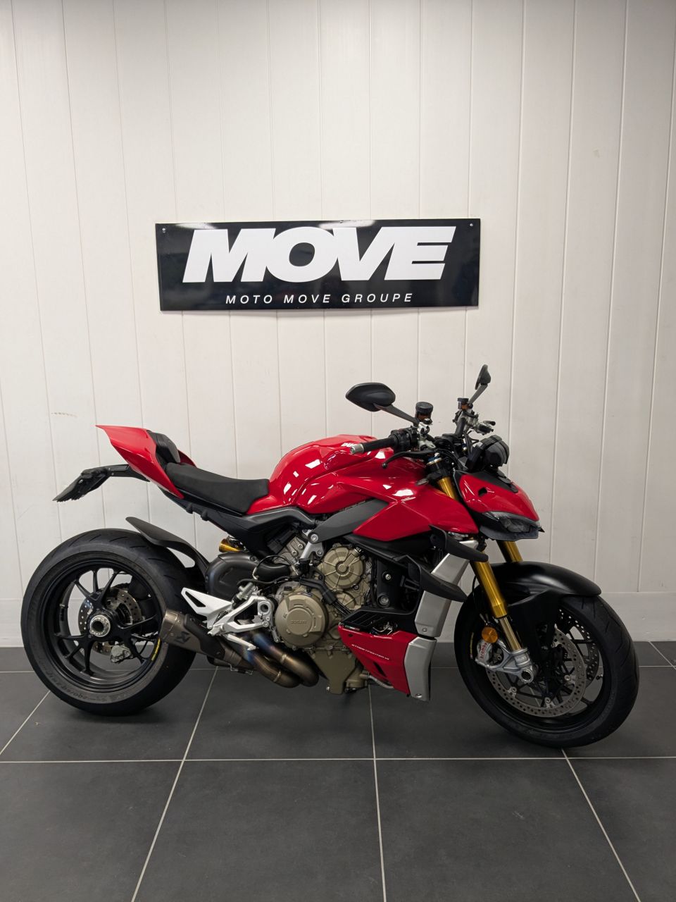 DUCATI STREETFIGHTER V4S 0